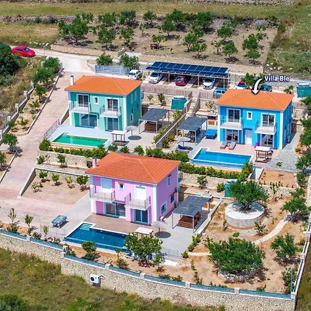 ヴィラ Ble By Plateies